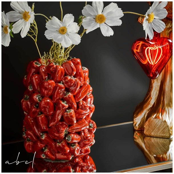 Paprika vase